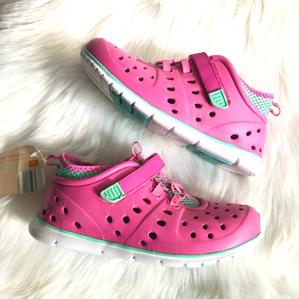 NWT Lily & Dan Outdoor Play Shoes, size 13-1